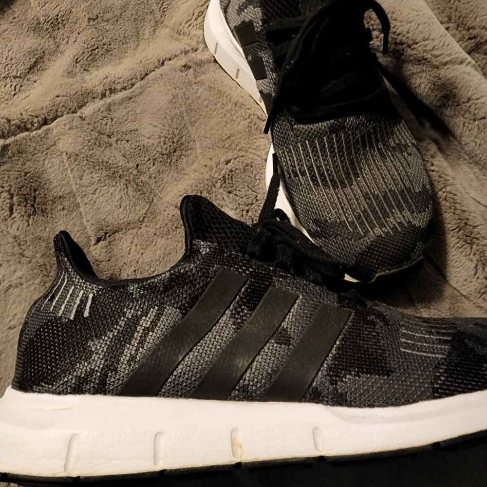 Running Shoes